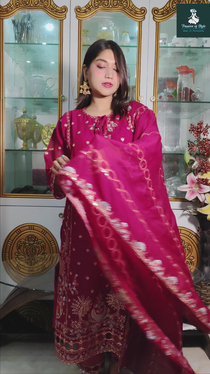 🌺 সাদাবাহার – চিরকালীন সৌন্দর্যের প্রতীক 🌺
